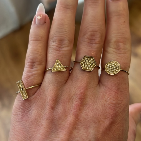 Size 7 Geometric Set of 4 Ring Set - Picture 4 of 5